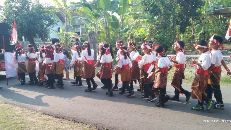 Semarak Karnaval HUT RI Ke-77 SDN Babadan 01 Desa Babadan Lor (Part 2)